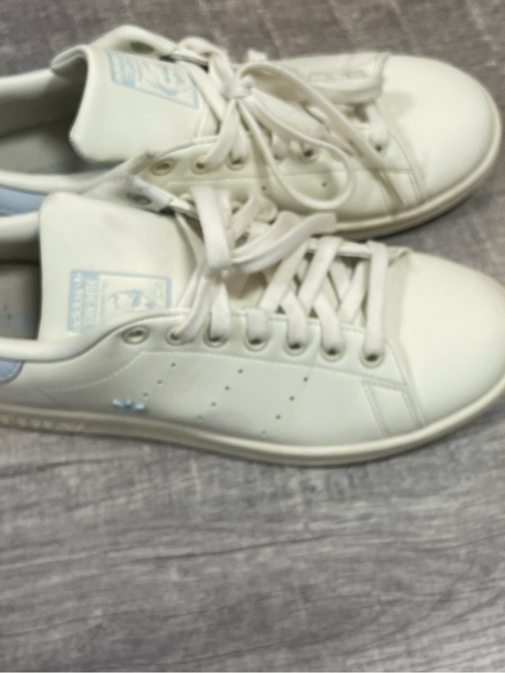 Adidas Women's Stan Smith Size 8  Off White Halo Blue